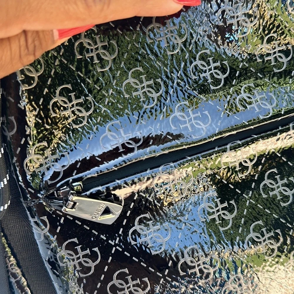 New GUESS Men’s Backpack - Picture 5 of 10